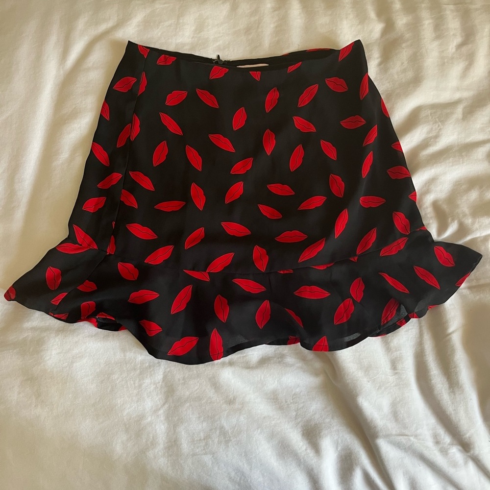 renamed mini lip skirt
